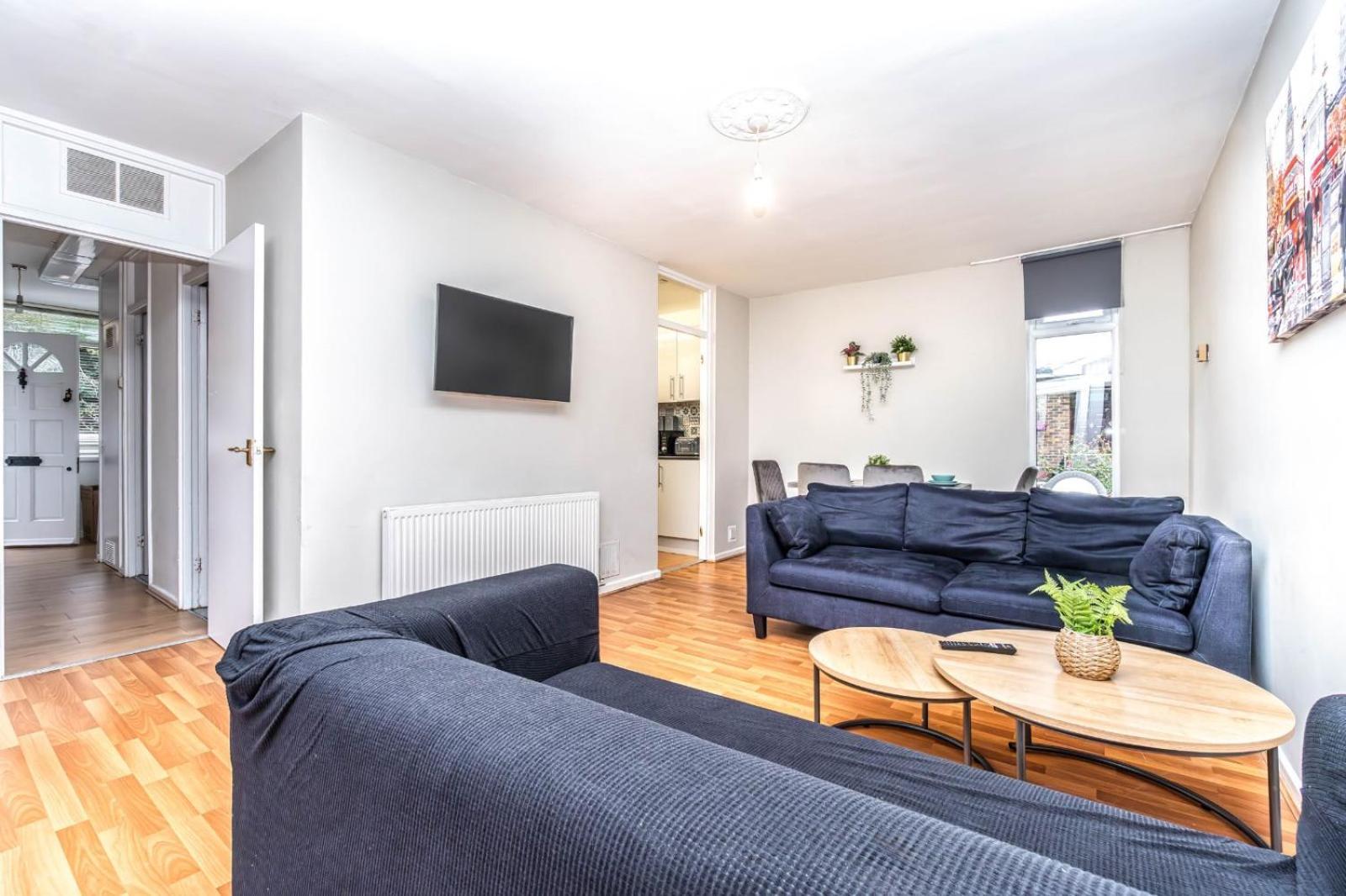 Bright Guest House In Hackney London Eksteriør billede